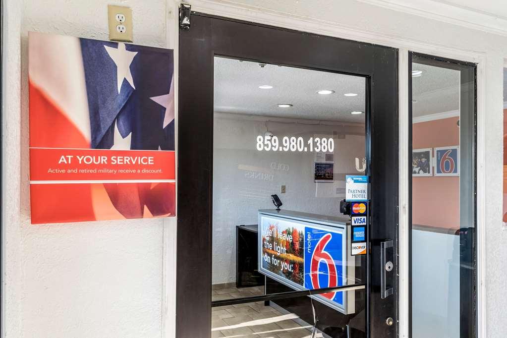 Motel 6 Florence, Ky - Cincinnati Airport Interior photo